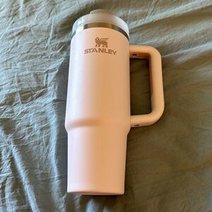 30oz Stanley Cup Rose Quartz Light Pink